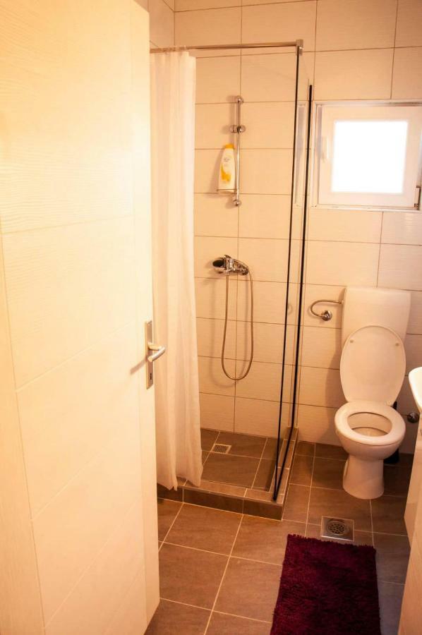 Apartments Ada Мостар Экстерьер фото